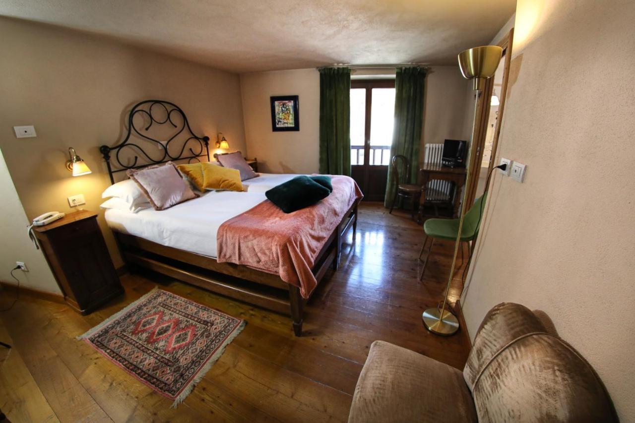 Art Hotel Grandes Murailles فالتورنيتش المظهر الخارجي الصورة